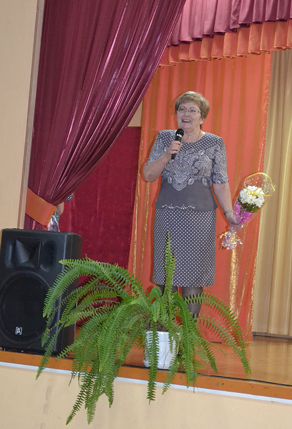 Слово кл. руководителю Р.Т. Колмогорцевой