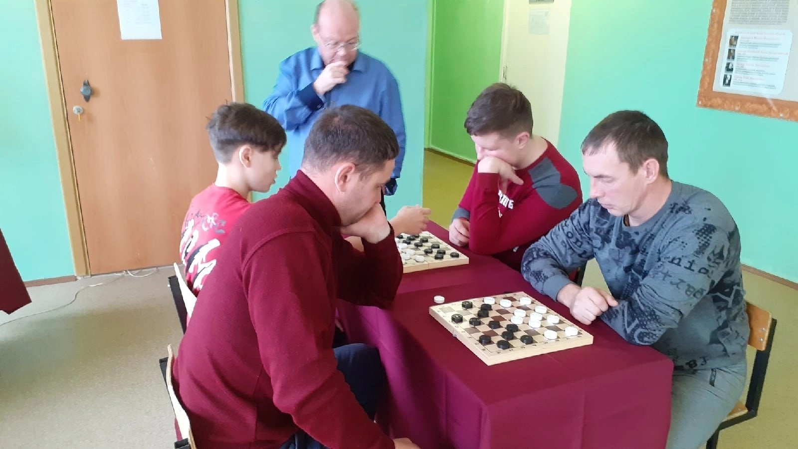 Шашечный турнир "Твой ход!"