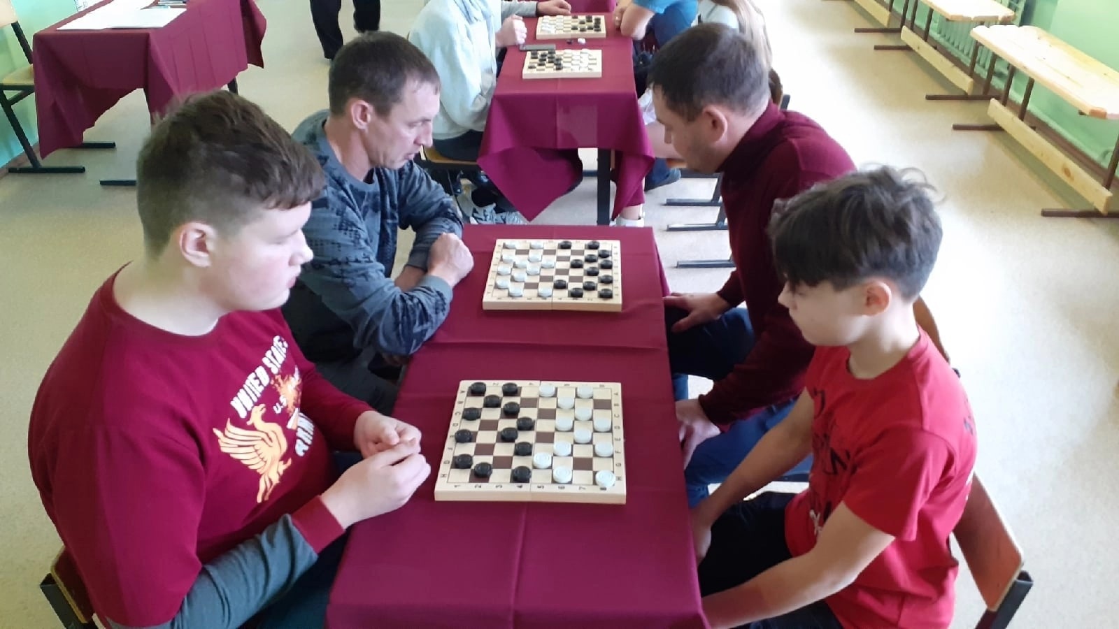 Шашечный турнир "Твой ход!"